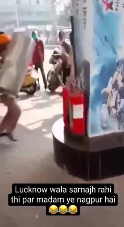 Pata chala madam ko pegging pasand hai