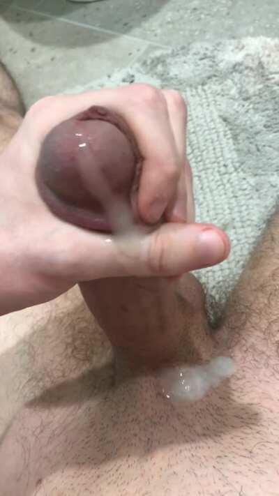 Watch me cum hard?
