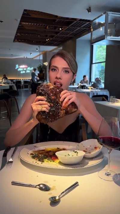 Kate Shumskaya aka mimisskate - Perfection