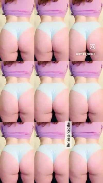 You seeing double or is that just my Phat ass? 🍑😂 #PAWG