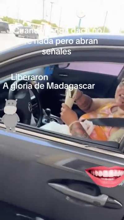 Woman buying Mexican food calls worker a slur and tells him she hopes Trump send him back to where he came from