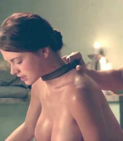 Laura Surrich - Spartacus(SMOOTH SLOMO)