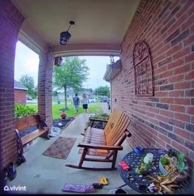 Kid barely makes it home to escape bully