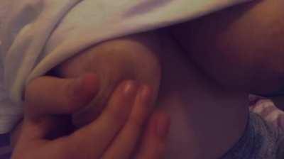 I need someone who uses my titts properly