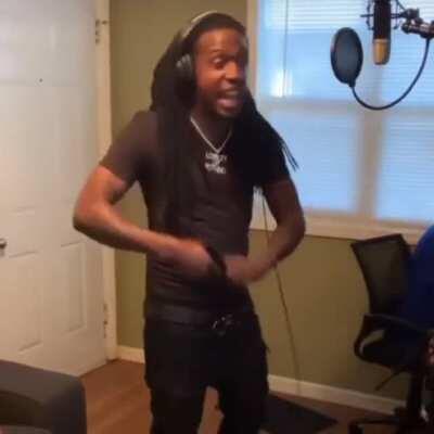 When mfs get their first gun. 😭😭😭