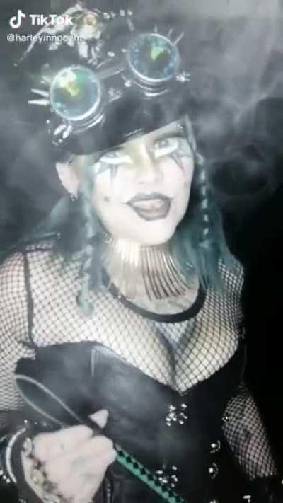 Quirky steam punk orgy time 💦