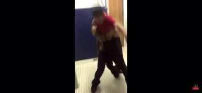 Imagine coming into a fight this confident just to get fucking manhandled..