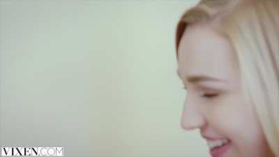 She Finally Confesses Her Feelings to Her Bff