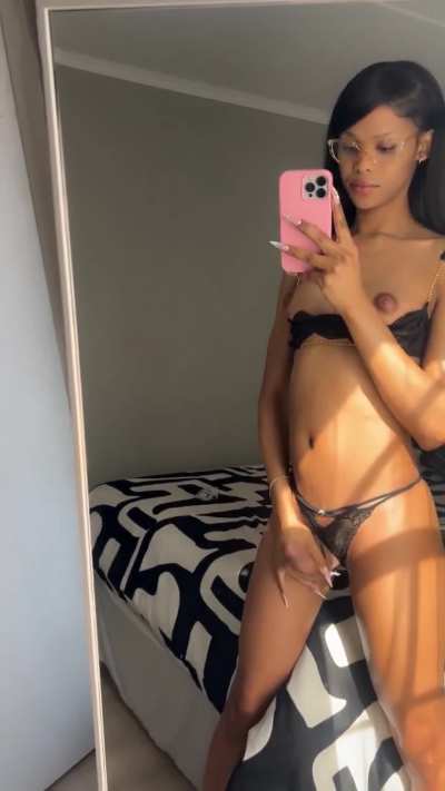 Petite Ts hard girldick