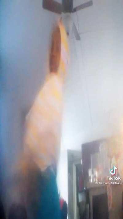 Filmed on the Walmart self checkout camera