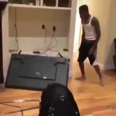 Me watching Lance Stroll's face pop up for the 69th time.