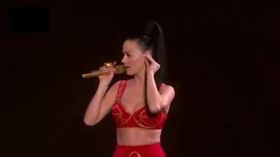 Katy Perry - I Kissed A Girl bouncing boobs 01