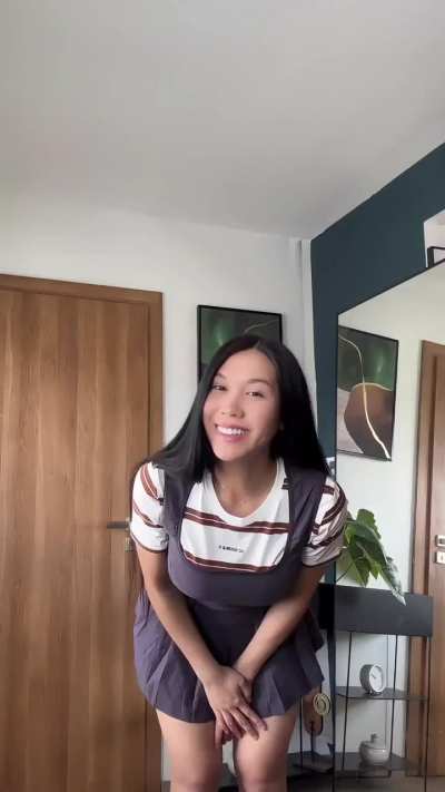 Me trying to look serious 👀