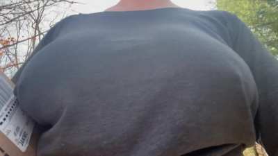 they have a mind of their own when they aren’t contained in a bra 🙈