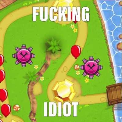 Dum*bass (my mom doesn’t check my phone this week)