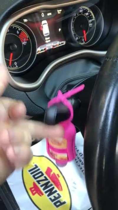 Customer stated, her turn signal is broke (xpost from r/justrolledintotheshop)