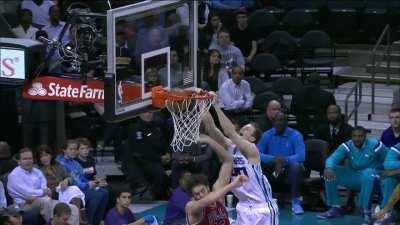 [Highlight] Lance Stephenson finds Cody Zeller who posterizes Pau Gasol with the two-handed monster dunk. With replays from all angles. 12.3.14