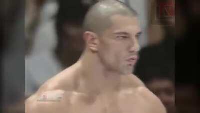 Roidrage MMA fighter VS Chill Russian