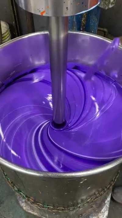 Mixing violet violet.