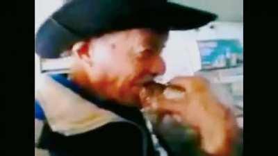 Créditos: um tal phells aí