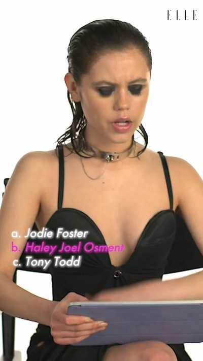 Jenna Ortega - Slight cleavage