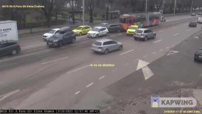 That taxi driver has some skills