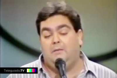 Faustão no programa Show de Calouros do SBT em 1988 - 10 minutos de humor improvisado e interrupções! O cara é simplesmente um gênio
