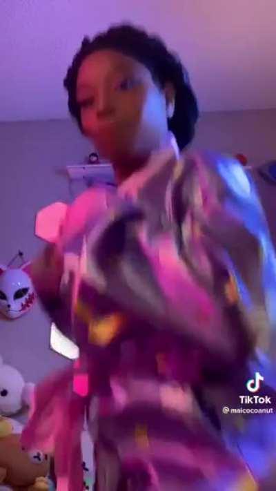 maicocoanut Thicc cosplay 🍑🍑🍑