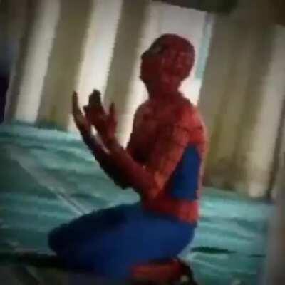 stupid th*t!!! (thot) 🤬🤬🤬😤😤 let allah guide her! 🥰🥰😏😏😏