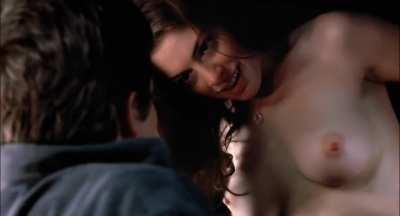 Anne Hathaway have a juicy boobs🥵❤