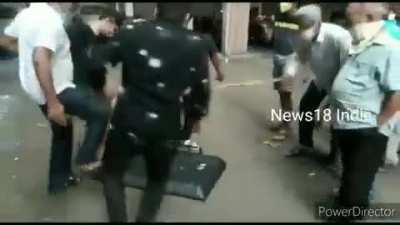 Chaddis demolishing Chinese