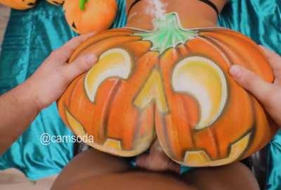 Hayley Davis & Peter Green - Big Ass Blonde Fucked And Cum On Pumpkin Cosplay