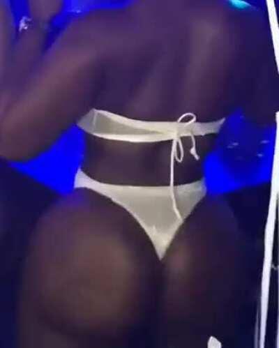 White on black, black on white