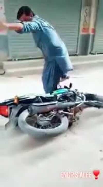 Can't stop laughing 🤣. This kid is legend