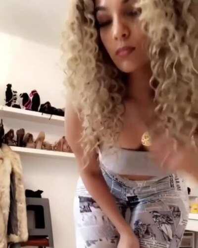 Extra, extra, read all about it