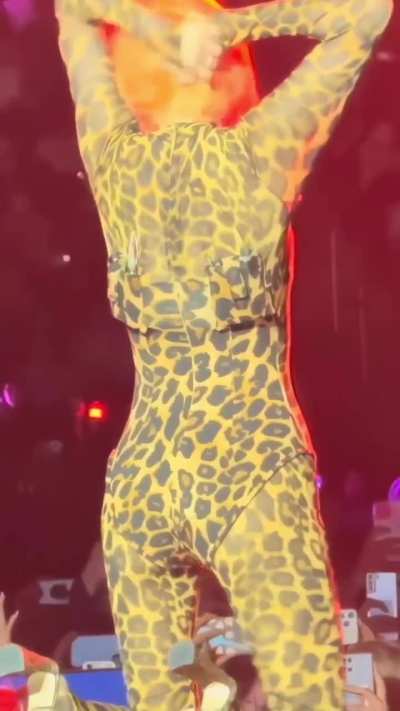 Soyeon 🍑🫦👀🔥