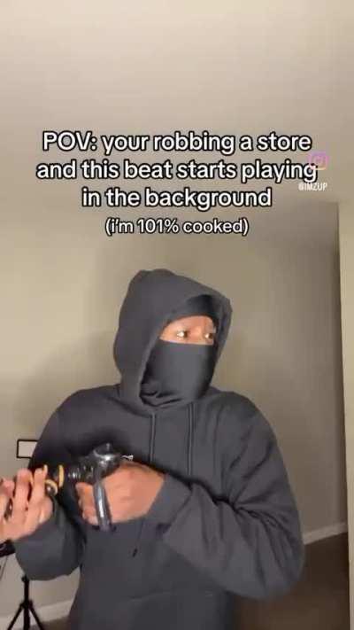 Drake the type of thief to be thwarted by an officer while this music plays 