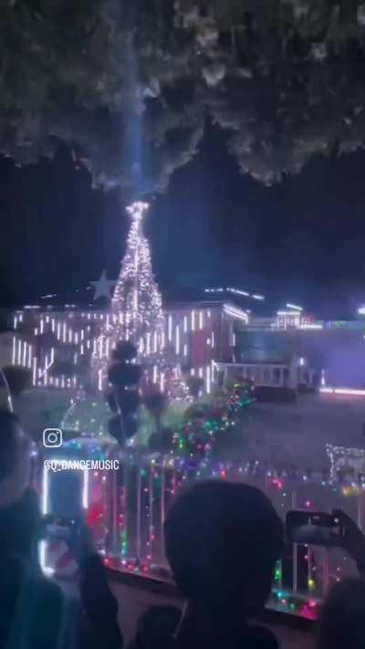 Melbourne Australia Christmas Lightshow (Headhunterz & Vertile Ft. Sian Evans - Lost Without You)