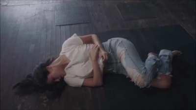 Selena Goes Braless For Music Vid