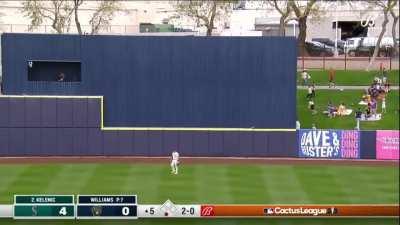 [Highlight] [Highlight] Jarred Kelenic obliterates a pitch from Devin Williams for his 4th home run of Spring.