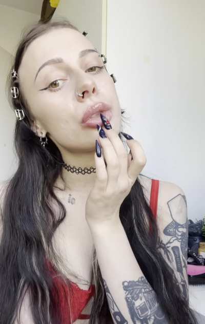 I'm bashfully asking for your finish on my pretty face