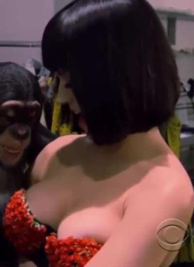 Chat e o Luan com qualquer mulher que aparece