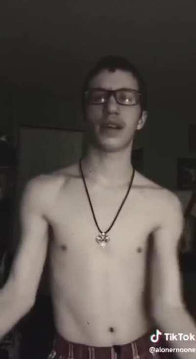 Just a heads-up don't let this magician on your kid's birthday party 🤬