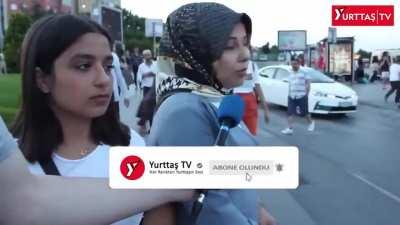 Klasik röportaj: Onun sayesinde türban takmıyorum. O bunu öne sürüyor, Müslümanız diye bunu kullanıyor｜Ne değişti terörist oldu｜Bir önderimiz degil, bir Atatürk degil.