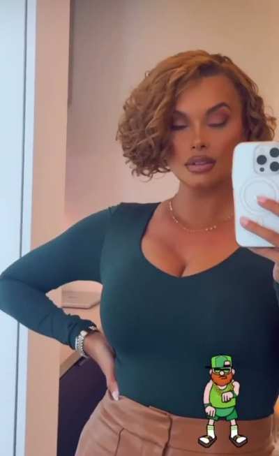 Outfit for ‘Speak’ today | IG story 3-17-2025