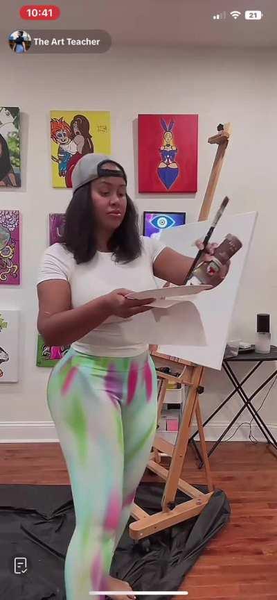 her lives are crazy🤤