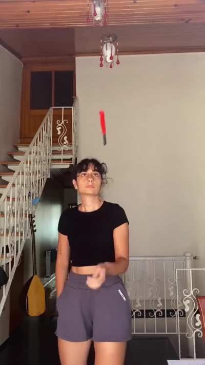 she is a knife master