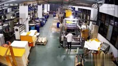 Guy gets caught in a machine.