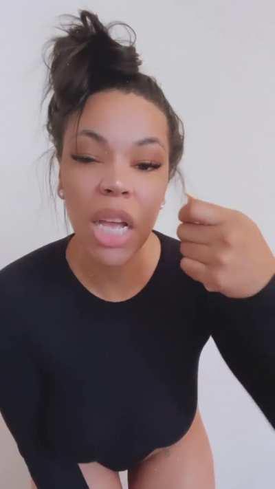 Alexis Field: Instagram