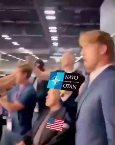 Tiesiai i desimtuka.